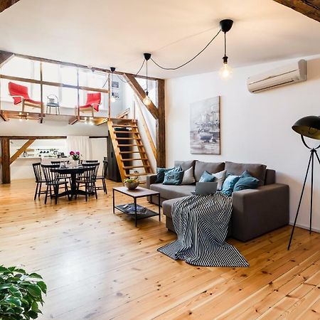 Cozy Studio Mansard Riga Old Town Aptartment, Ac Buitenkant foto