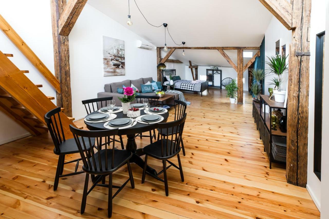 Cozy Studio Mansard Riga Old Town Aptartment, Ac Buitenkant foto