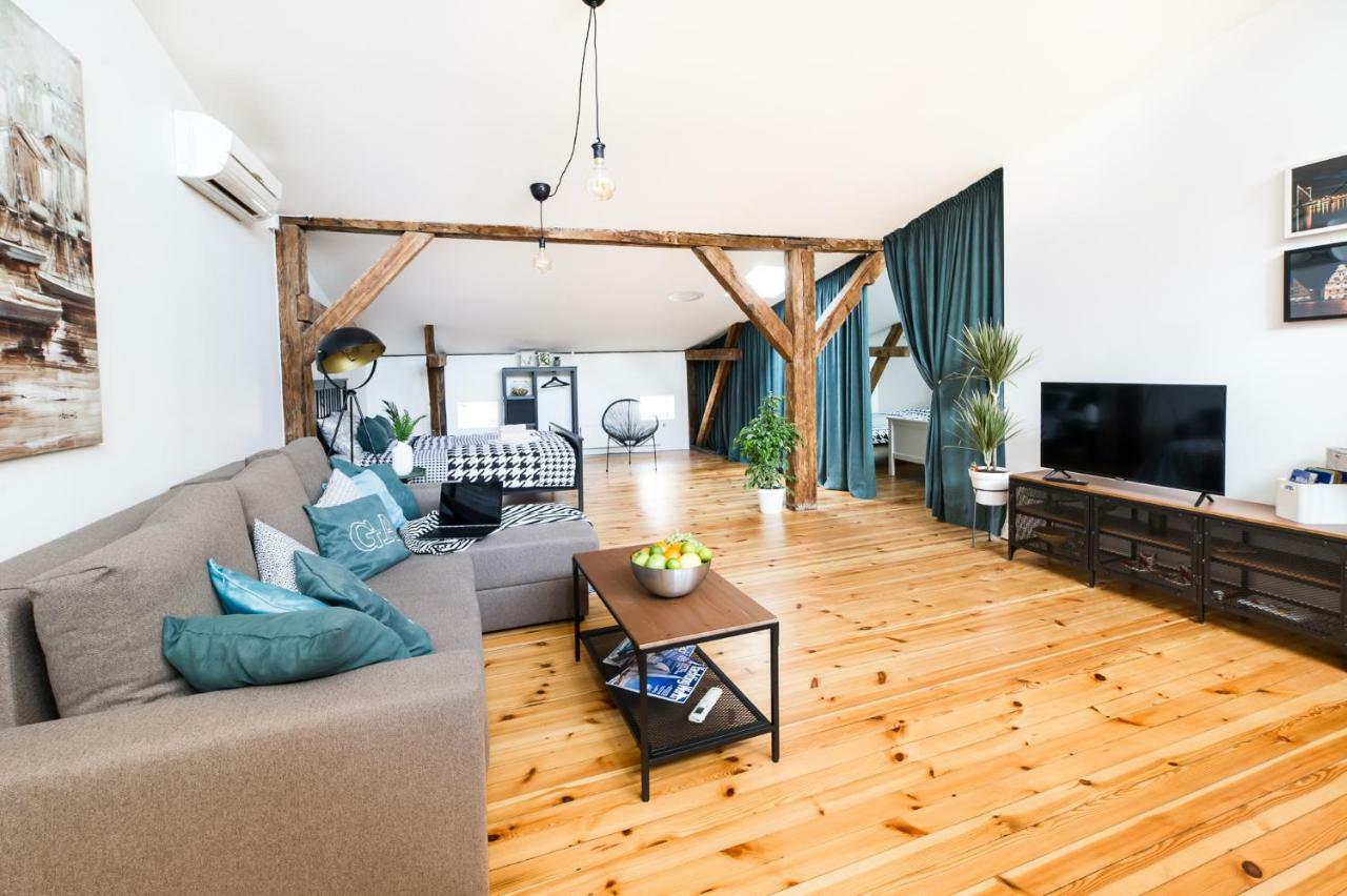 Cozy Studio Mansard Riga Old Town Aptartment, Ac Buitenkant foto