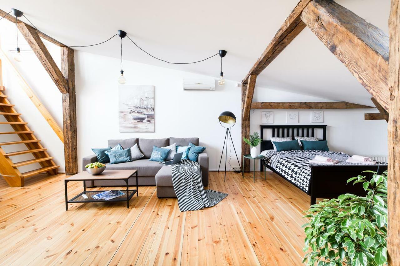 Cozy Studio Mansard Riga Old Town Aptartment, Ac Buitenkant foto