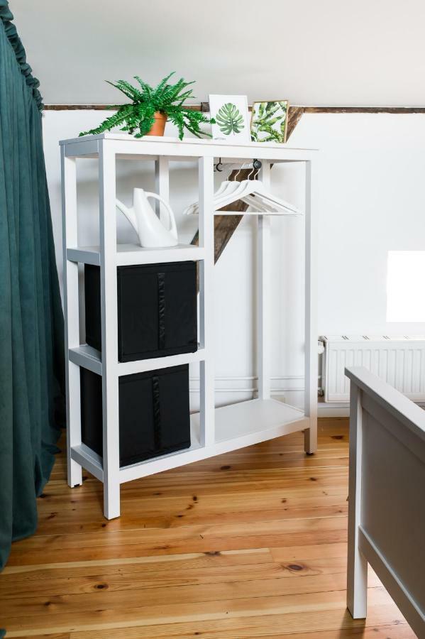 Cozy Studio Mansard Riga Old Town Aptartment, Ac Buitenkant foto