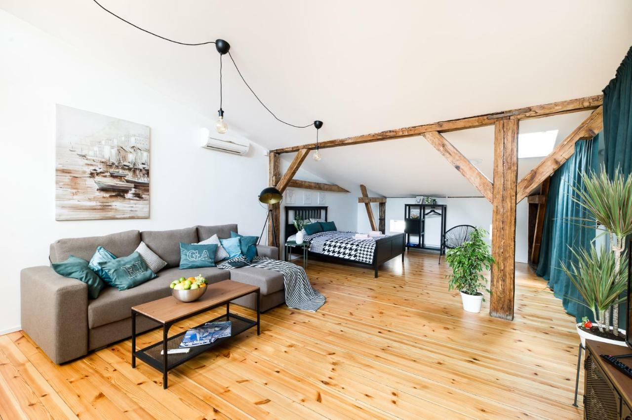 Cozy Studio Mansard Riga Old Town Aptartment, Ac Buitenkant foto