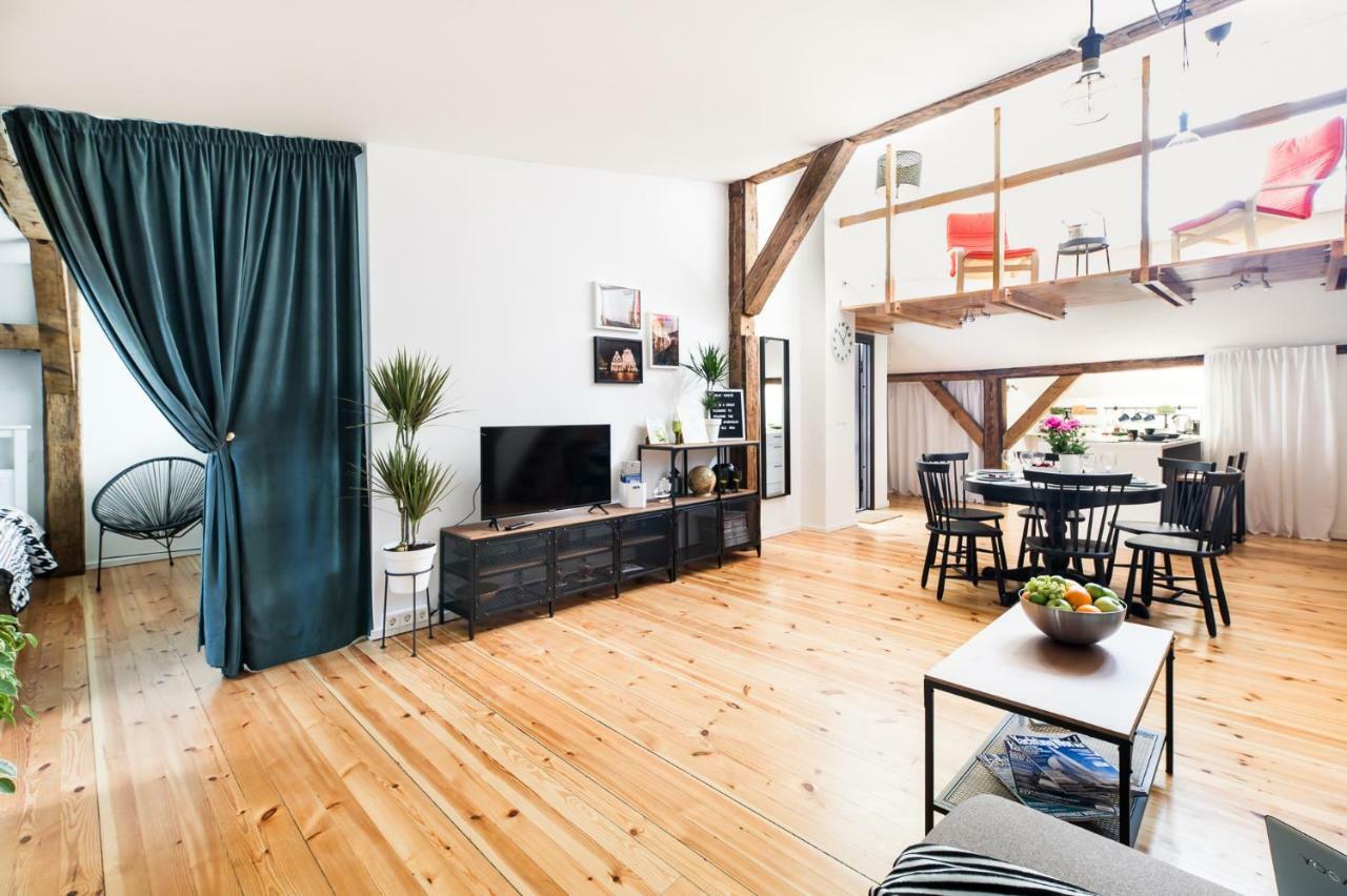 Cozy Studio Mansard Riga Old Town Aptartment, Ac Buitenkant foto